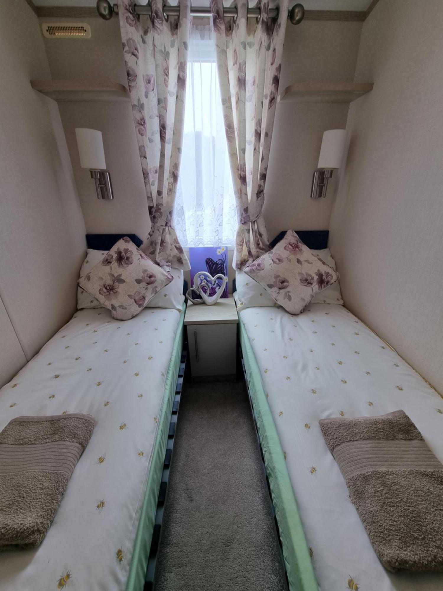 Static Caravan To Hire , Hoburne Devon Bay Otel Goodrington Dış mekan fotoğraf